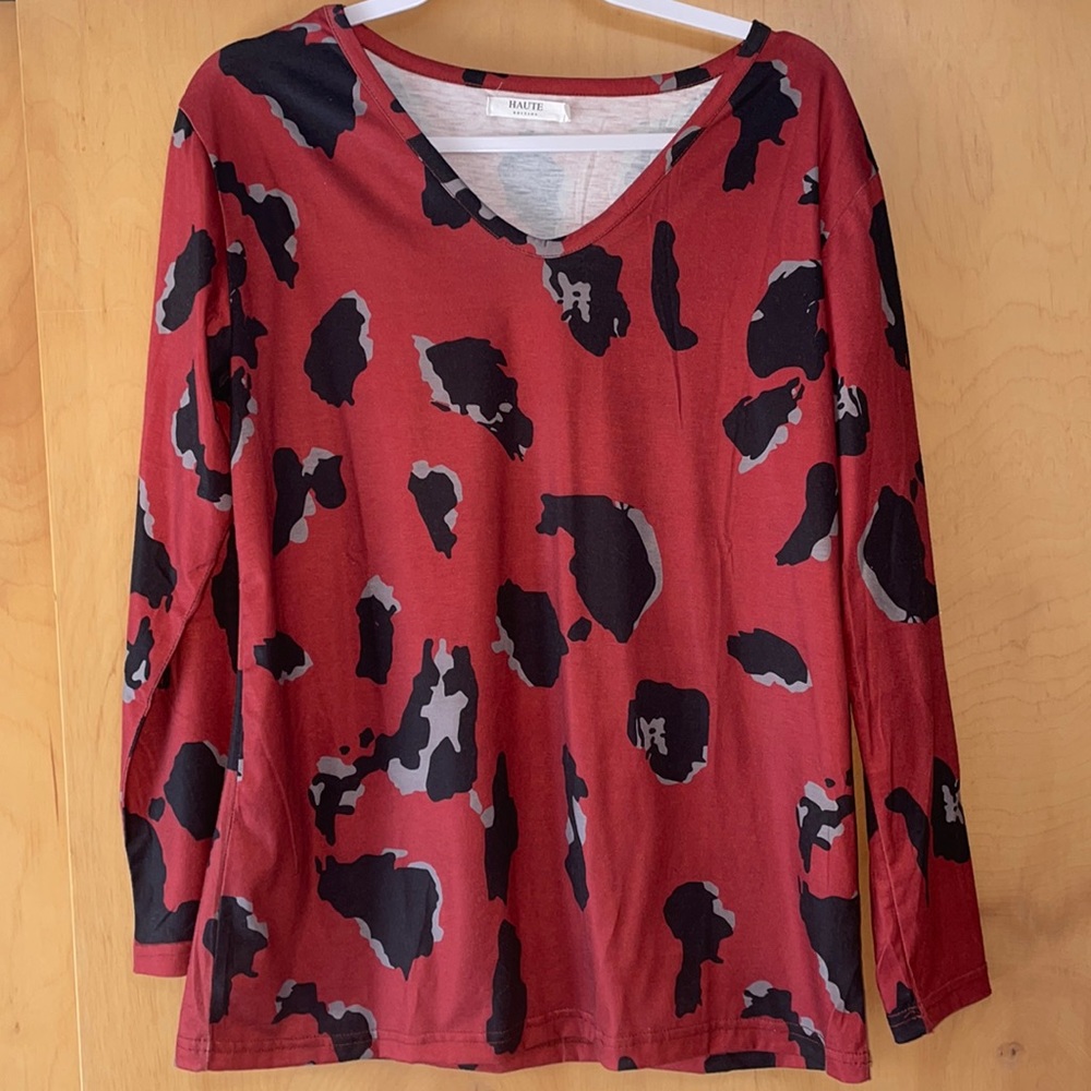 Haute red burgandy animal print long sleeve size medium